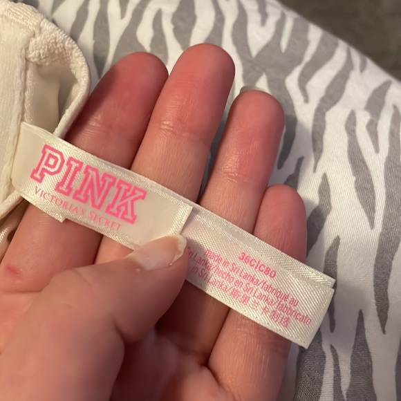 Pink bra - Picture 3 of 3